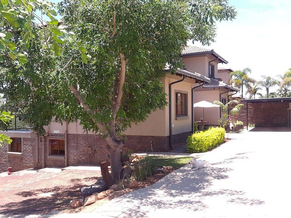 Meerkat Manor Komatipoort Dış mekan fotoğraf
