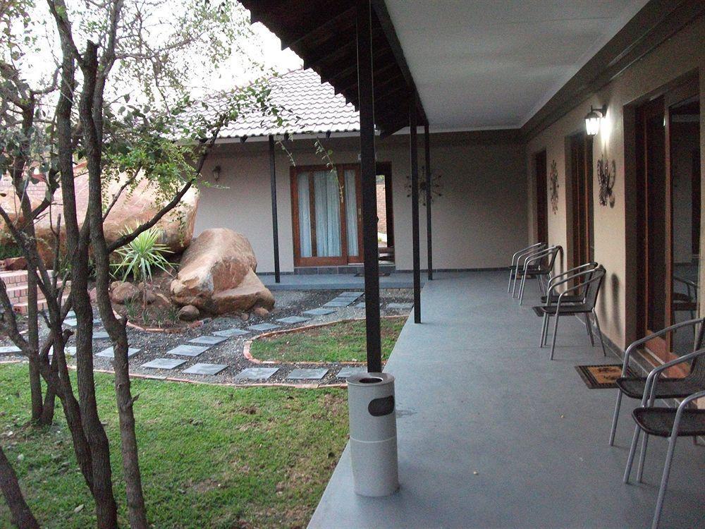 Meerkat Manor Komatipoort Dış mekan fotoğraf